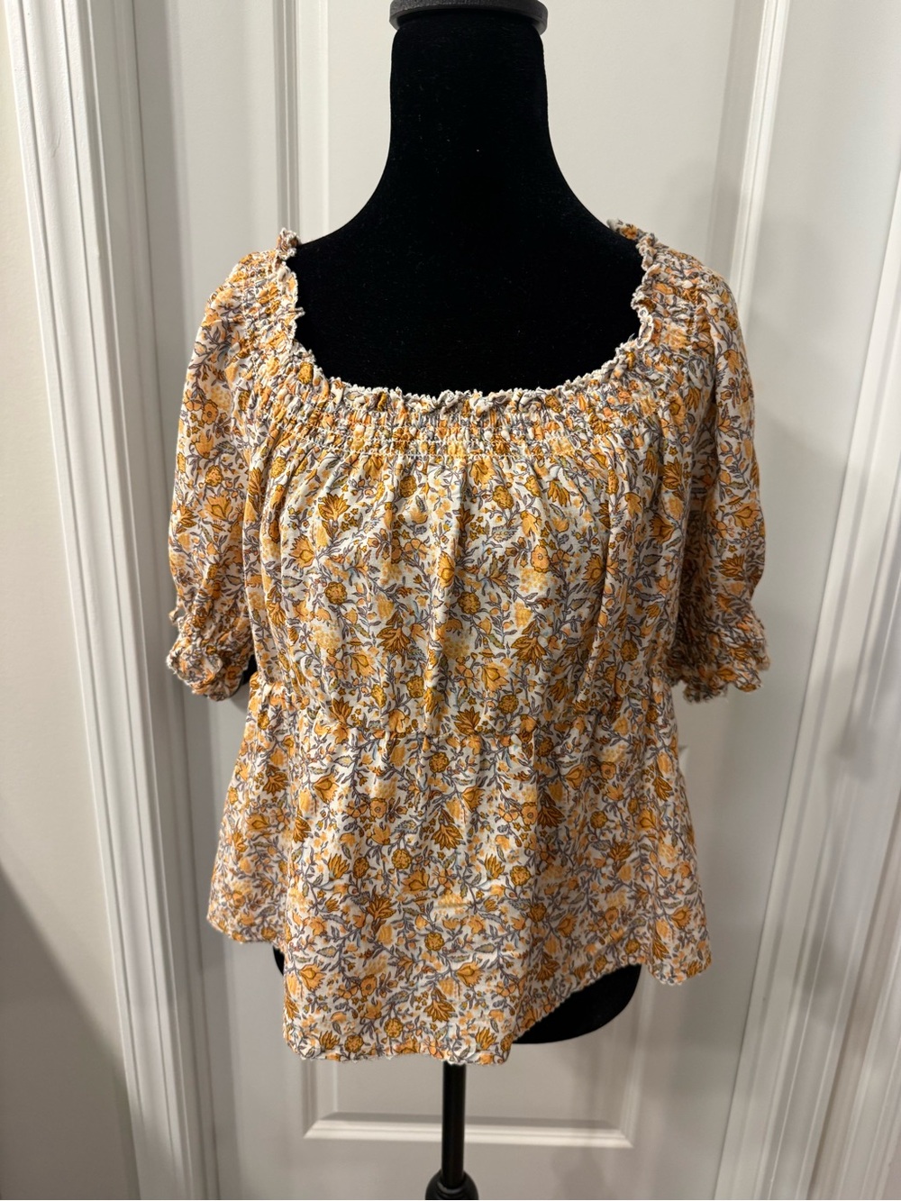 Old Navy Floral Smocked Top
